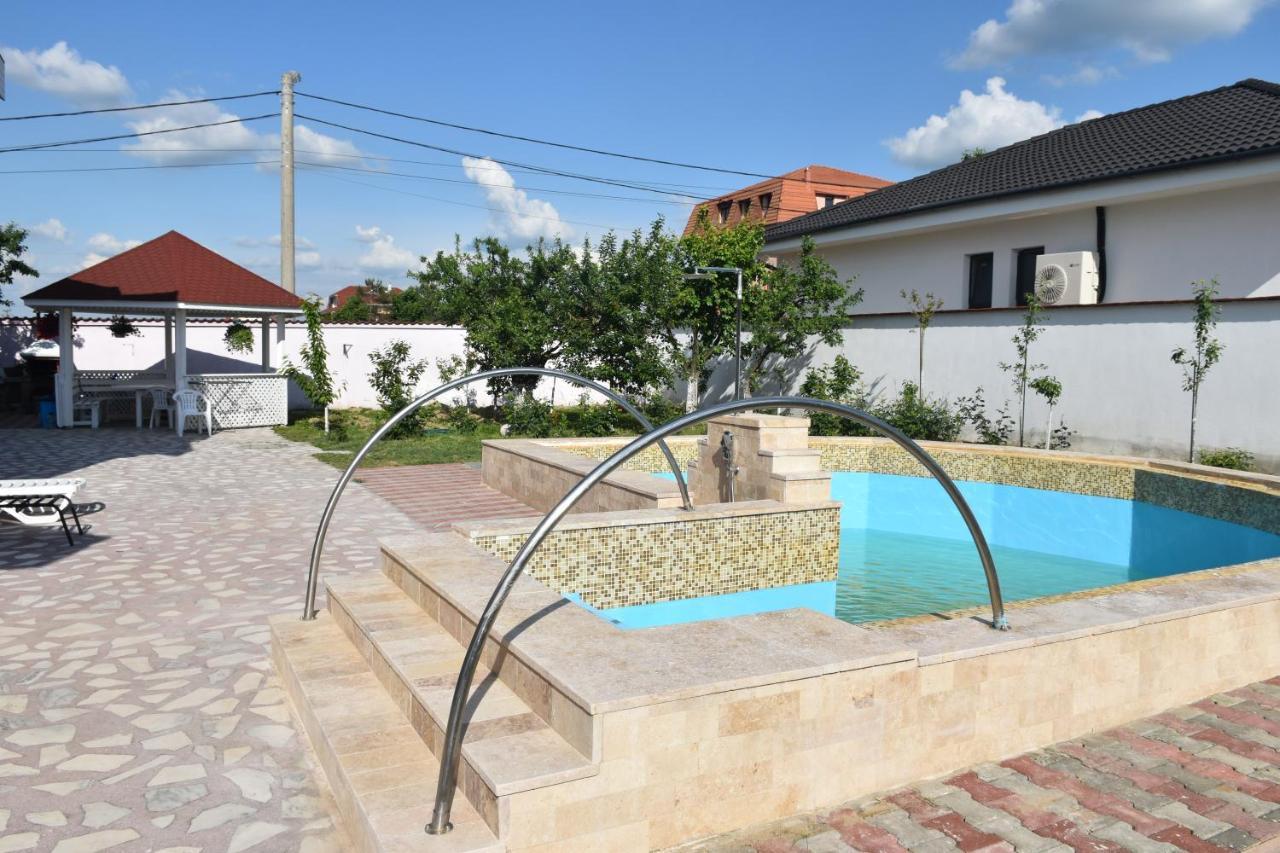 Vila Angela Felix Hotel Sînmartin Buitenkant foto
