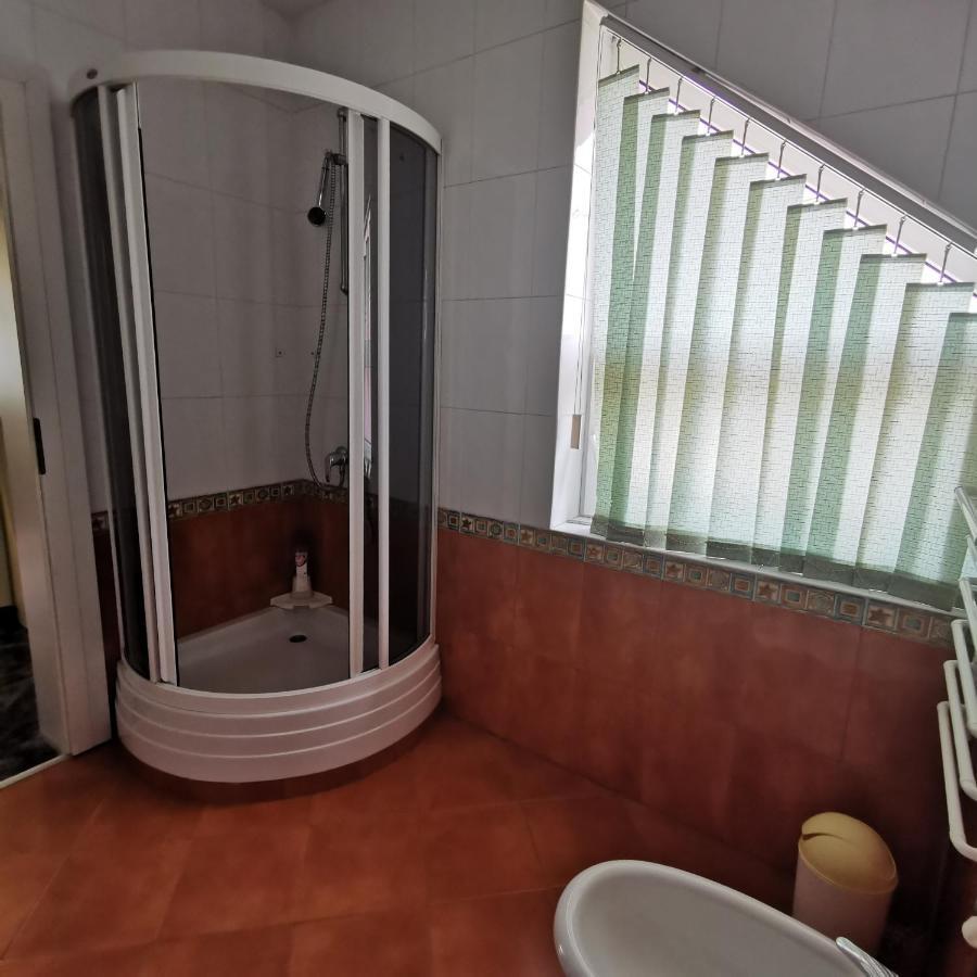 Vila Angela Felix Hotel Sînmartin Buitenkant foto